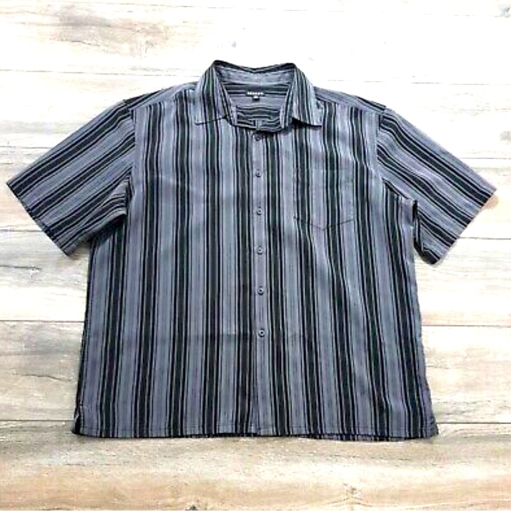Men’s Short Sleeve Dress Shirt